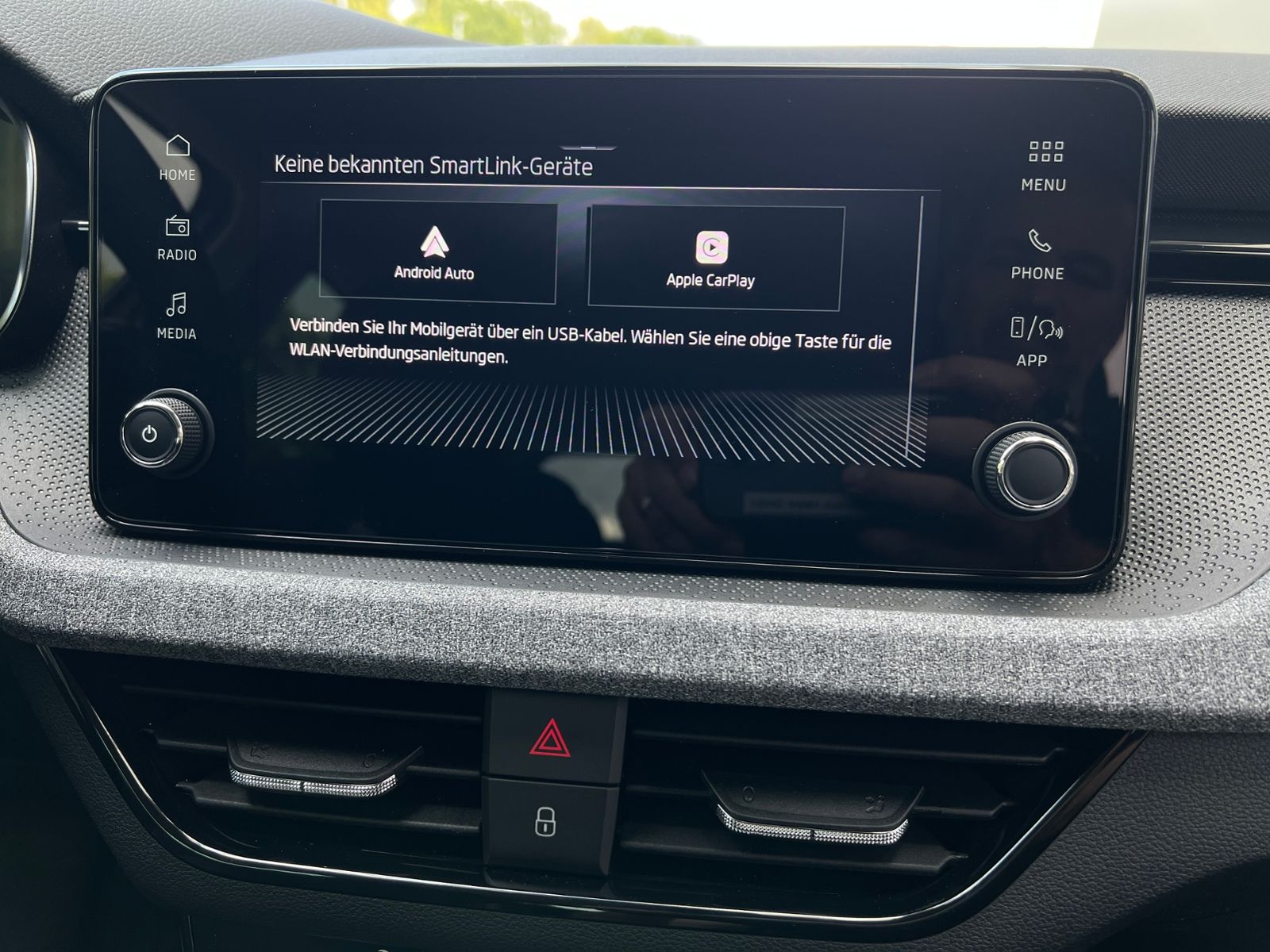 Fahrzeugabbildung SKODA Kamiq Selection 1.0 TSI DSG *ACC, LED, Kamera, S