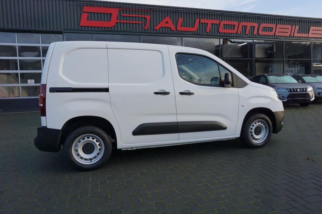 Toyota Proace City 1.5 D-4D L1 /Navi 15 Jahre Garantie