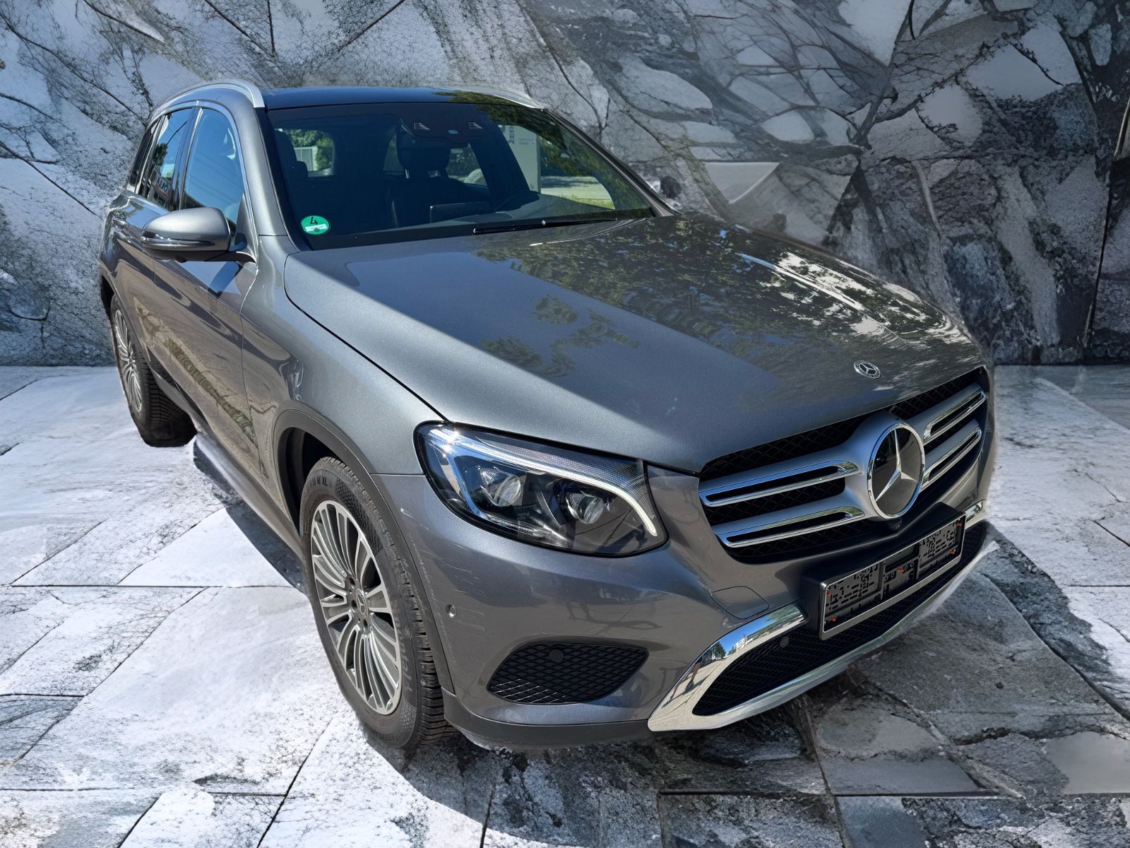 MERCEDES-BENZ GLC 350d Exclusive/9G/4M/Airm/LED/Distr/Burm/360