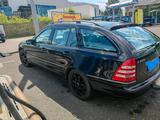 Mercedes-Benz Ich verkaufe diese auto - Mercedes-Benz 220 in Duisburg