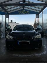 BMW 530i e60 (M- Paket) - BMW 530 Limousine Automatik 530i e60 mit Benzin-Antrieb