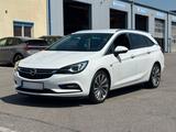 Opel Astra ST+ 1.6 BiTurbo Diesel 160Ps*8-fach*