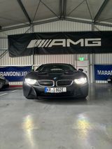 BMW i8 Coupé - - BMW i8 von privat