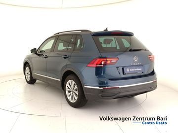 Volkswagen Tiguan - 8