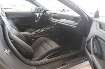 Porsche 992 - 8