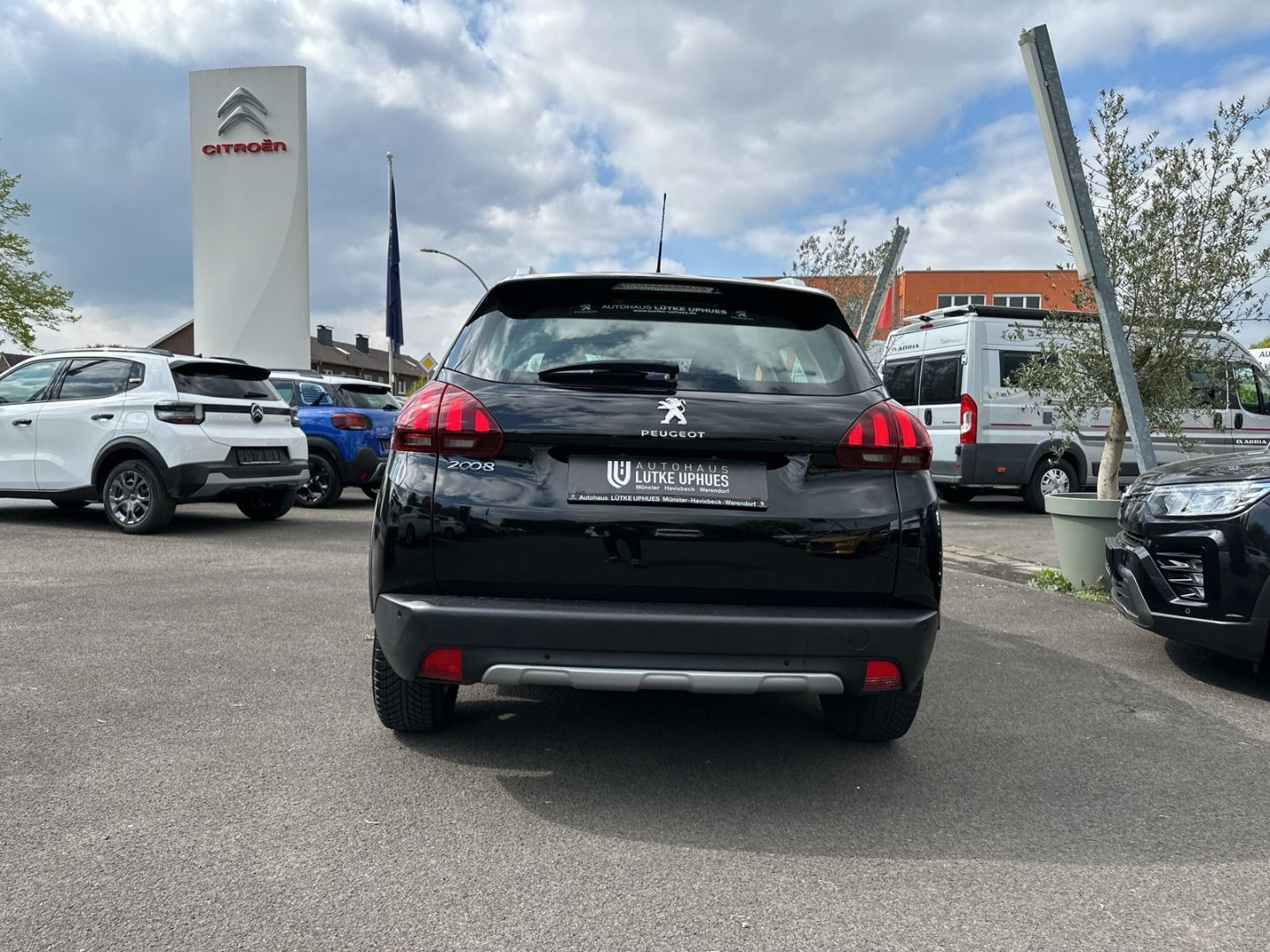 Fahrzeugabbildung Peugeot 2008 1.2 Allure PureTech 82  Tempomat  Navi