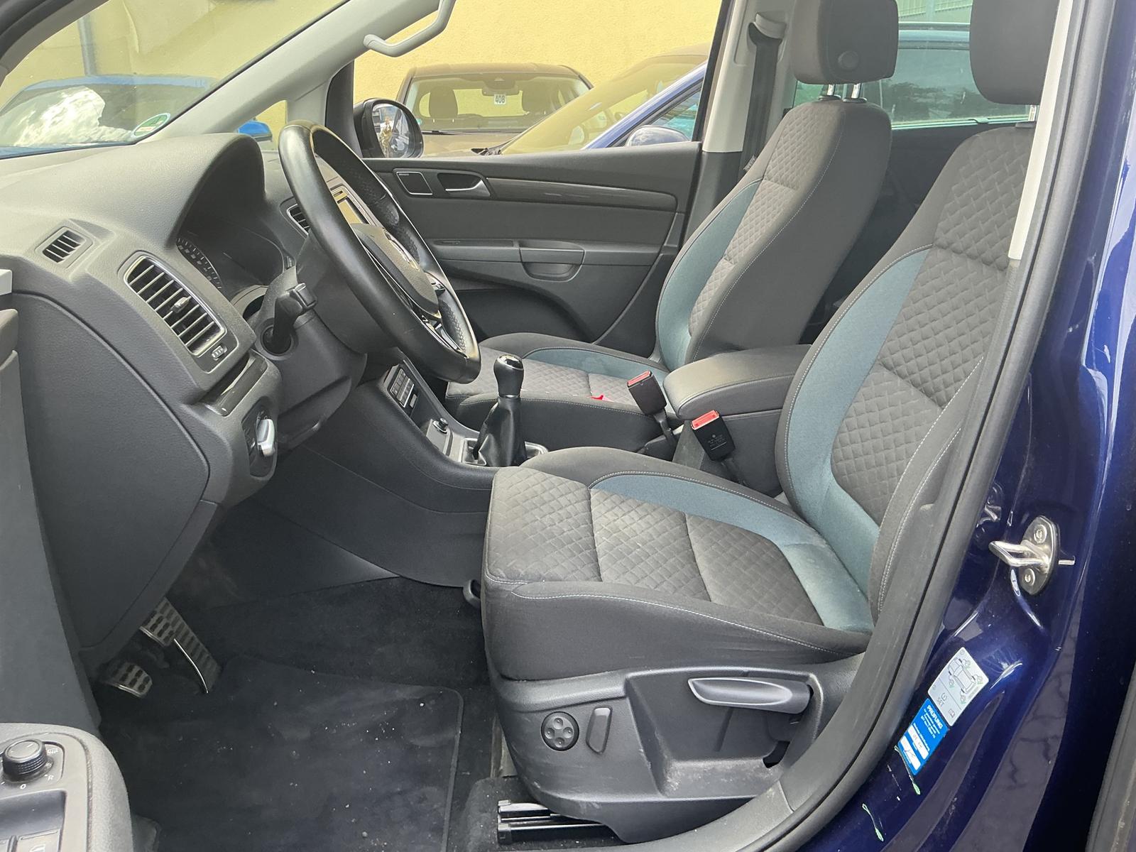 Volkswagen Sharan IQ.DRIVE 7-Sitzer R.Cam Navi AHK ACC SHZ, миниатюра 6
