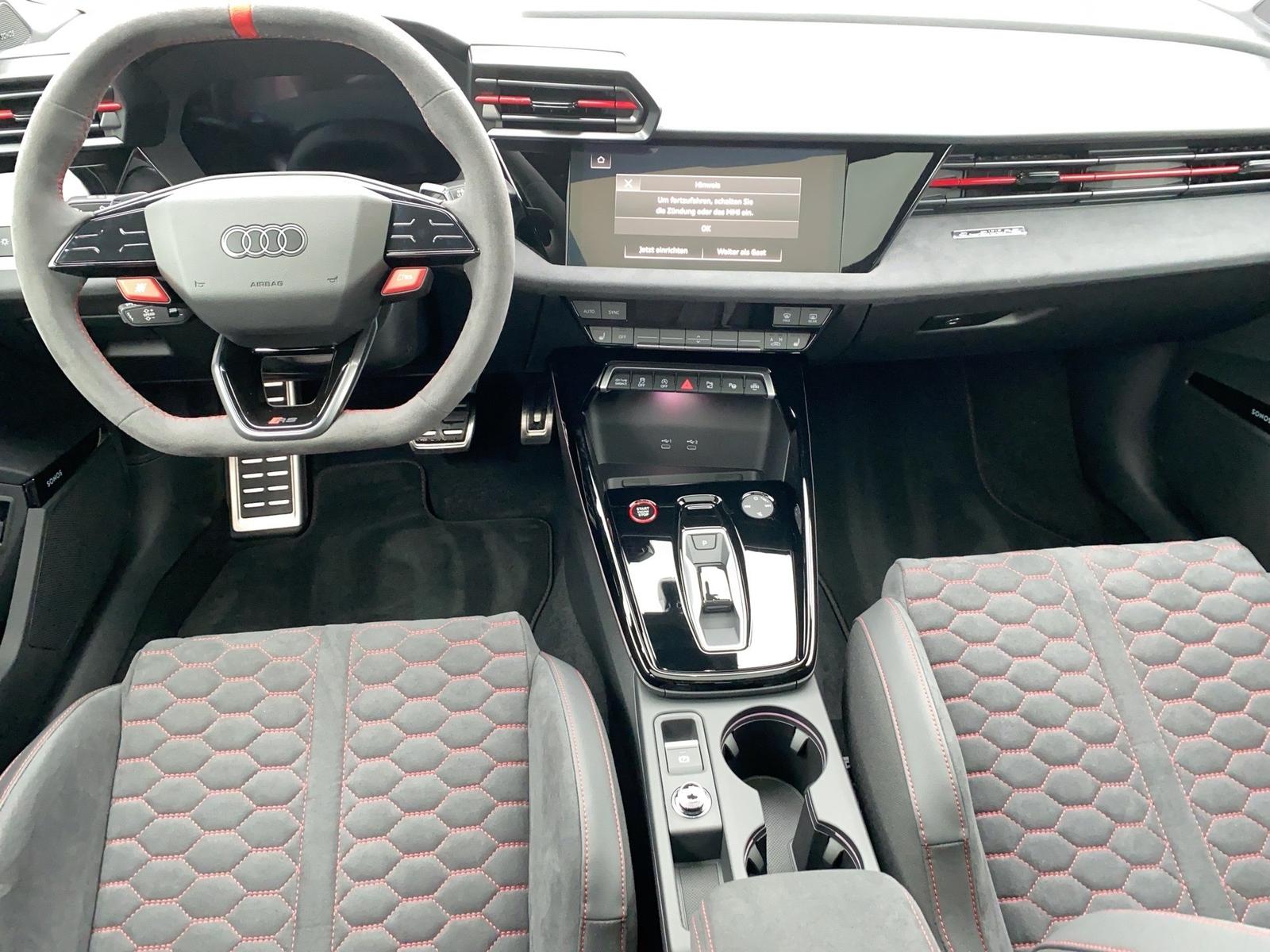 Audi RS 3 Sportback S tr. PANO HUD RS-Abgas Matrix