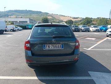 Skoda Octavia - 6