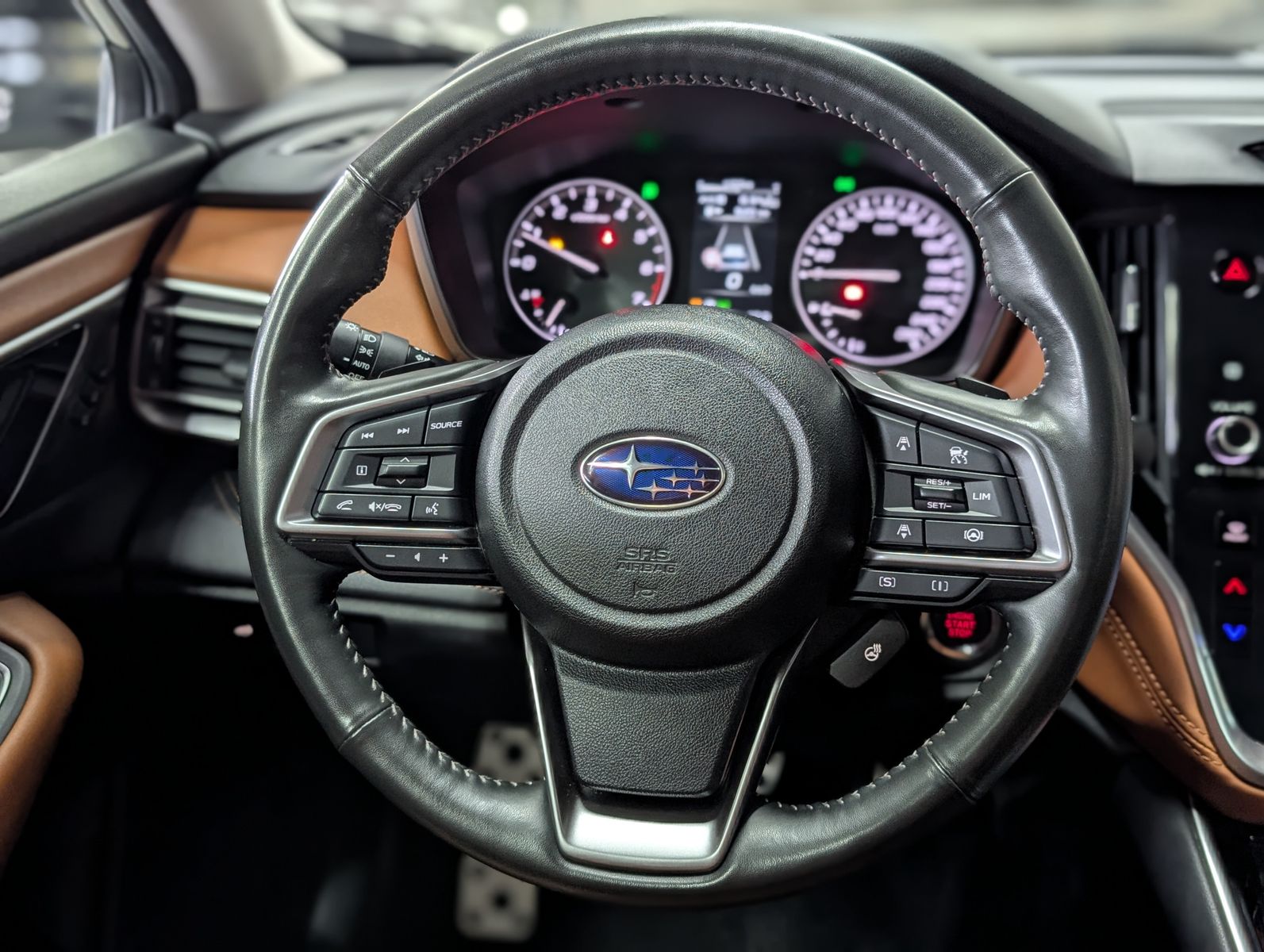 Fahrzeugabbildung Subaru Outback 2.5i Platinum EyeSight LED ACC CAM LEDER