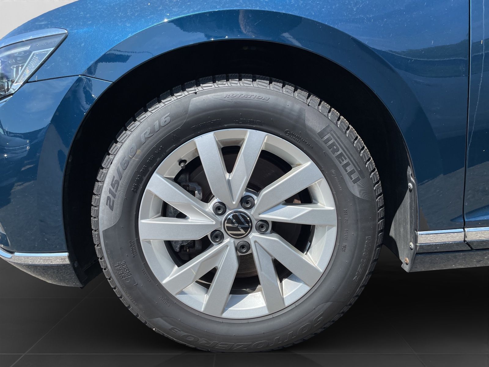 Volkswagen Passat Variant - Bild 8