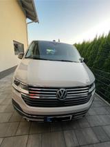 Volkswagen T6.1 Multivan Orig. Sportpaket Sthzg.  - mit Diesel-Antrieb: Beige, Sportpaket