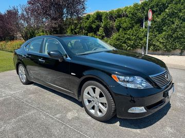 Lexus LS 600 - 2