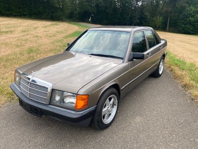 Mercedes-Benz 190 E 2.3, 5-Gang, Klima, impala, Oldtimer!