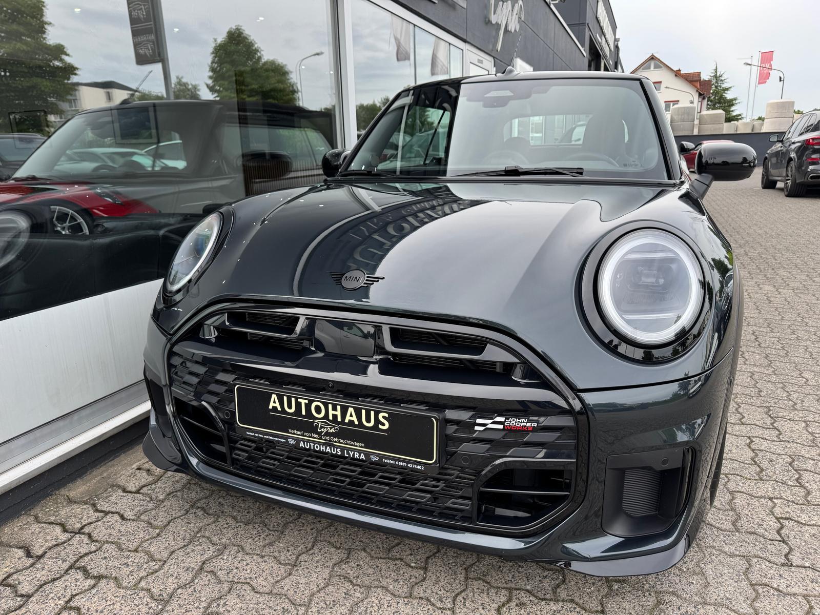 MINI Cooper S Cabrio JCW*NAVI*360°KAMERA*HUD*H&K*