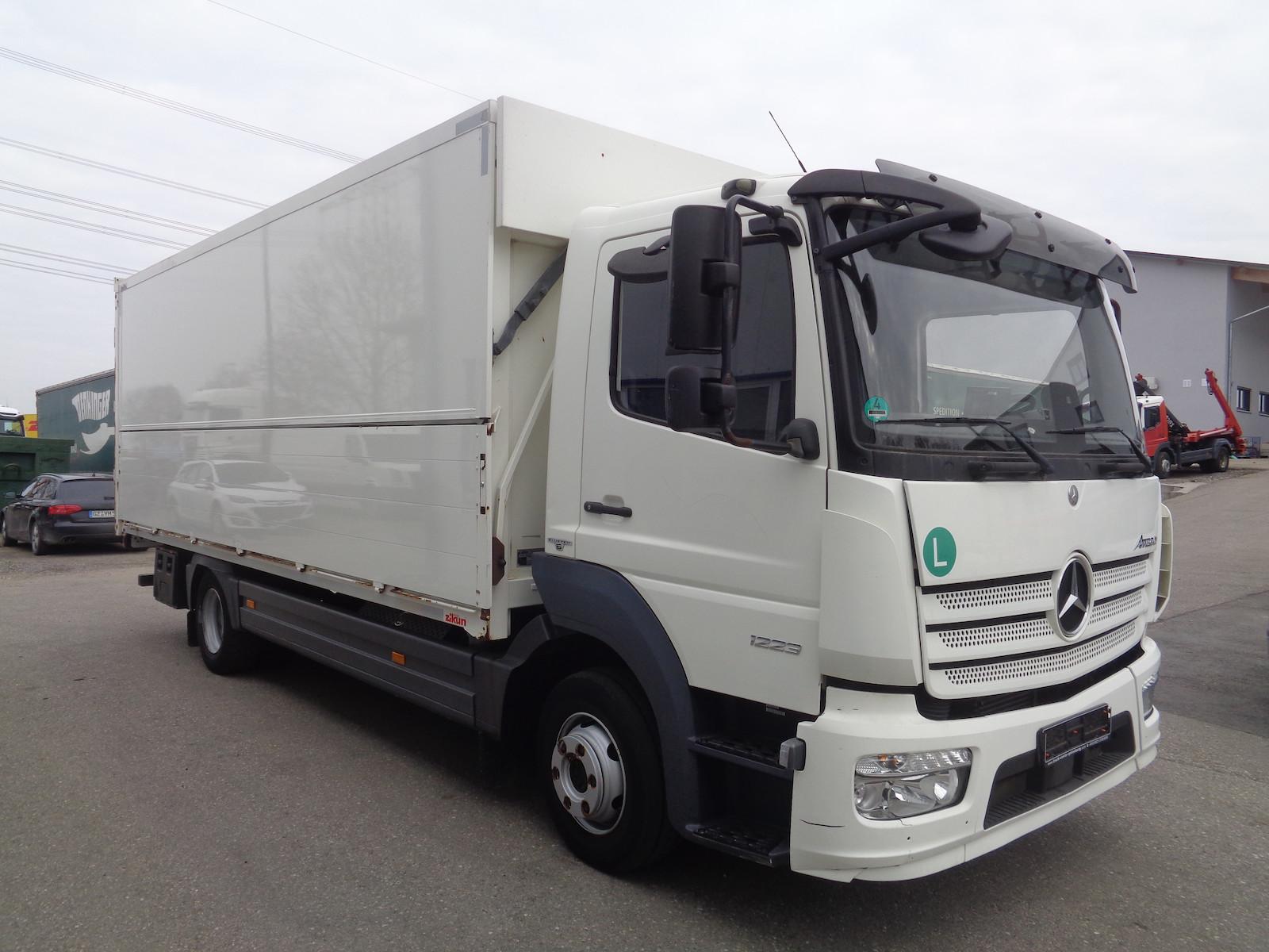 Mercedes-Benz Atego 1223 L 5,8 M Schwenkwand RFK Spurassi