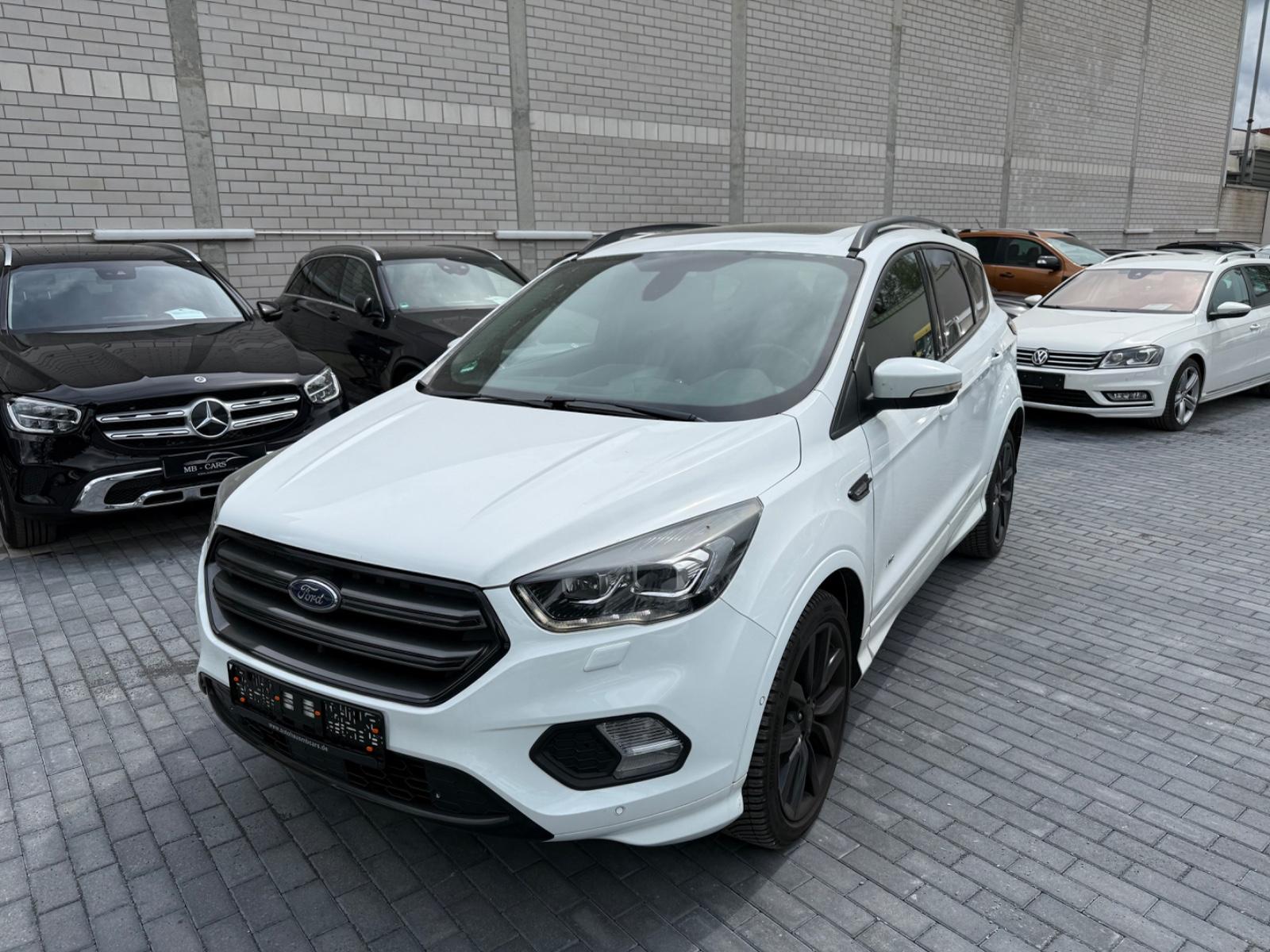 Ford Kuga ST-Line 4x4*AUTO*BI-XEN*NAVI*AHK*PANO*KAM