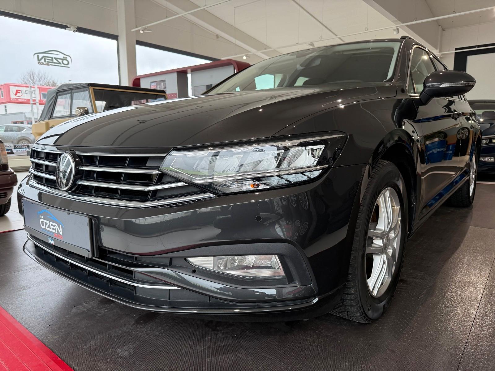 Volkswagen Passat Variant Business *AHK*STANDHEIZUNG*LED*