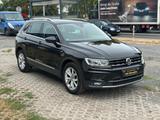 Volkswagen Tiguan 2.0 TDI/DSG/4M./Highl./1.Hand/Scheckheft - Volkswagen Tiguan: 1.4