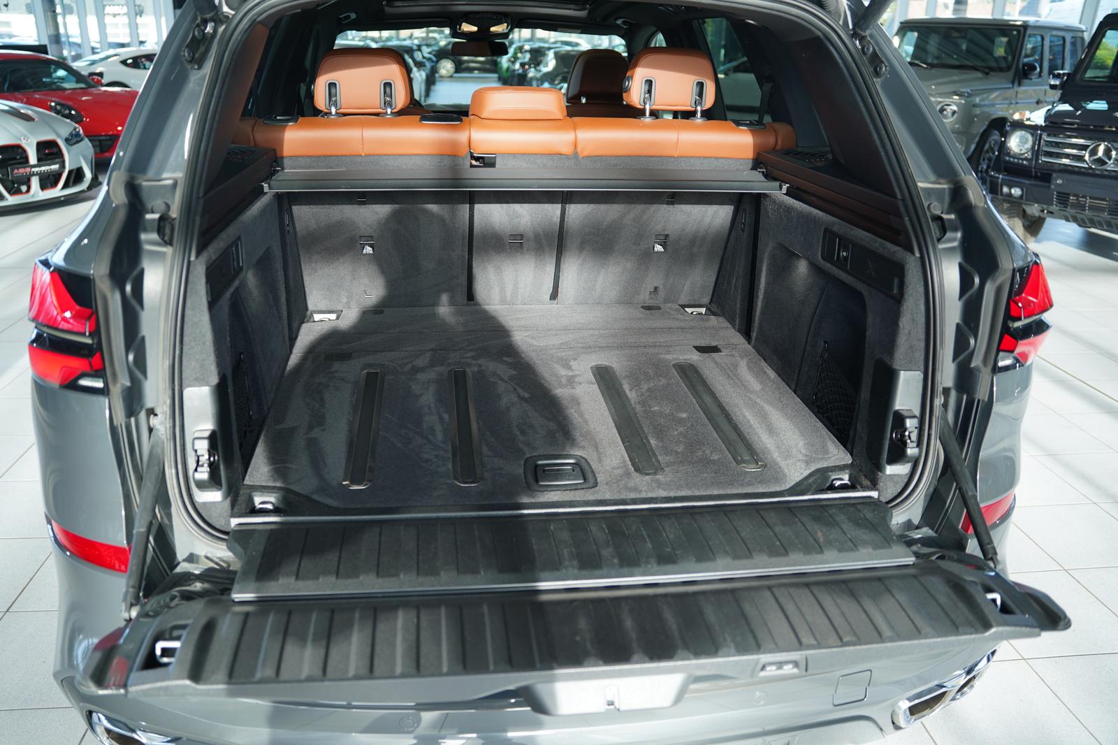 BMW X5 M60 i xD *1.H *22 *ACC*Sky Lounge*H-UP*AHK