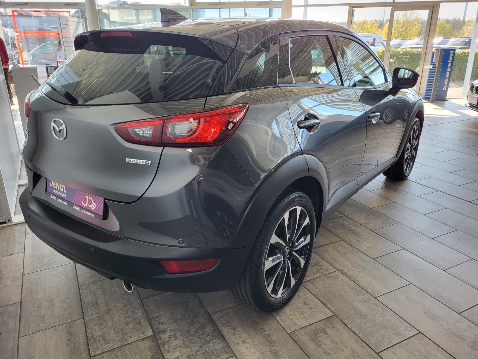 Fahrzeugabbildung Mazda CX-3 2.0 Skyactive-G 121 Ad'vantage Klima, Navi