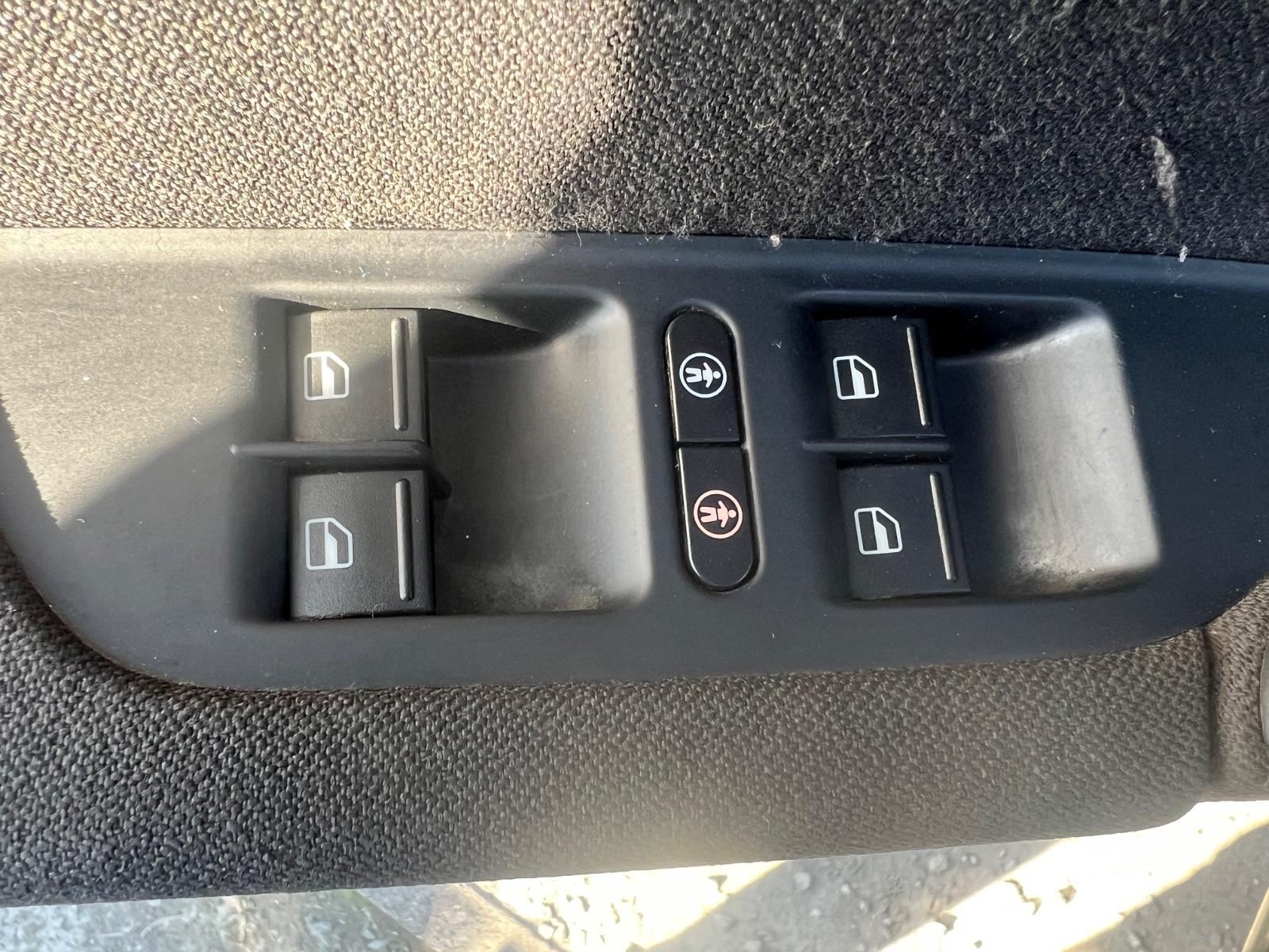 Volkswagen Touareg V6 TDI 245ch - 1 ère main - Carnet entretien - Attelage - Navi - Clim