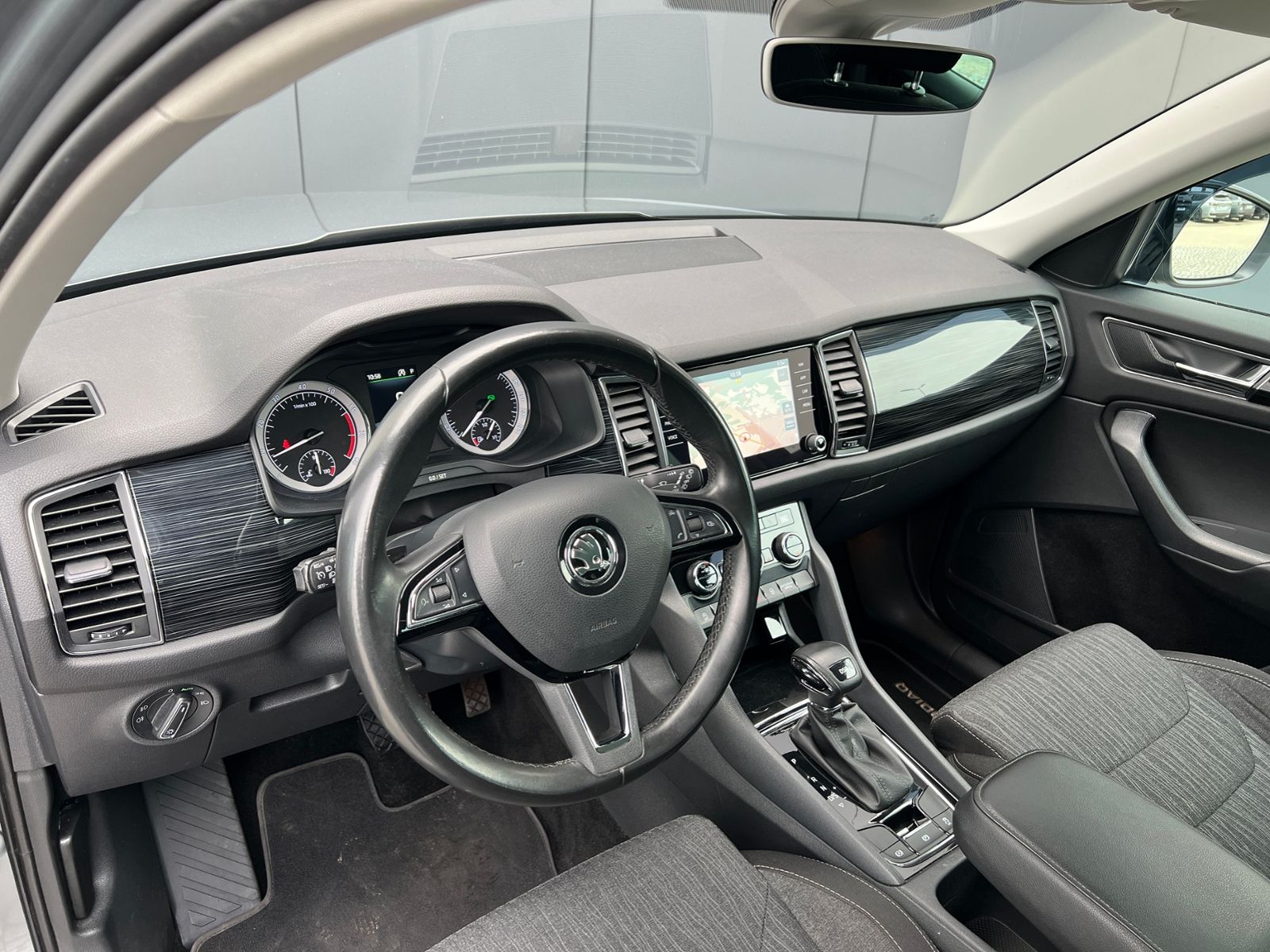 Fahrzeugabbildung SKODA Kodiaq Style 1.4 TSI DSG *elektr. Sitze, Climatr