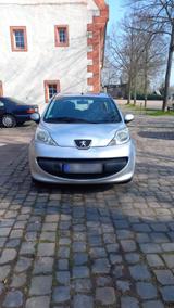 Peugeot 107 - Peugeot 107 in Frankfurt (Main)