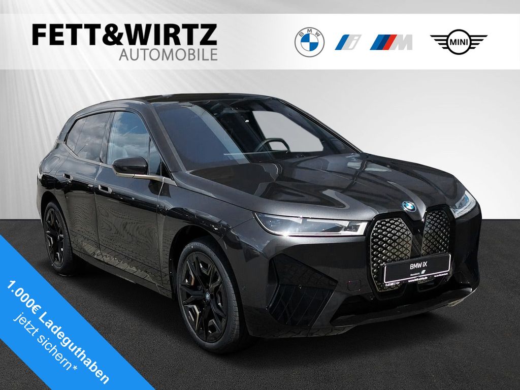 BMW iX