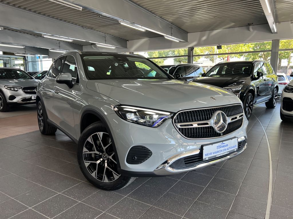 Image of Mercedes-Benz GLC 300