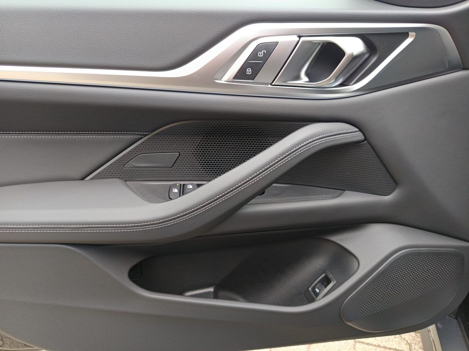 BMW i4 - Bild 14