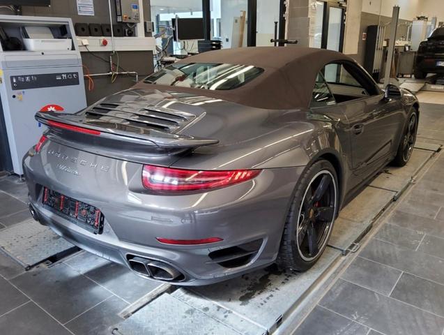 Porsche 991 Turbo Cabriolet+Service Neu+Approved 05/29 !