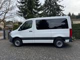 Mercedes-Benz Sprinter 214 Tourer kurz & flach 9 Sitze, 3.250  - Mercedes-Benz Sprinter Kurz flach mit Diesel-Antrieb