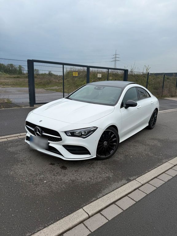 Image of Mercedes-Benz CLA 200