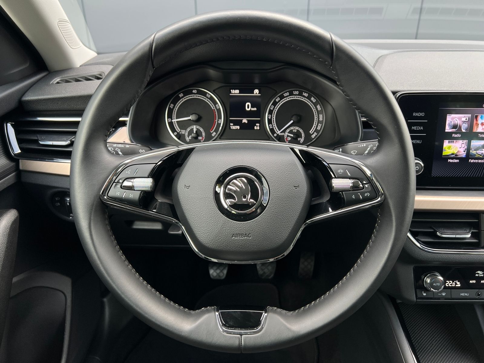 Fahrzeugabbildung SKODA Scala Style 1.0 TSI *Garantie, LED, Climatronic,