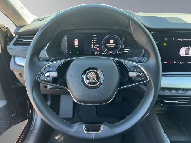 Octavia Combi 2.0 TDI DPF Tour DSG NAVI ACC LED