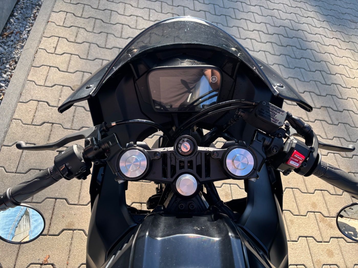 Fahrzeugabbildung Yamaha YZF-R125 viel Zubehör MIVV Endschalldämpfer