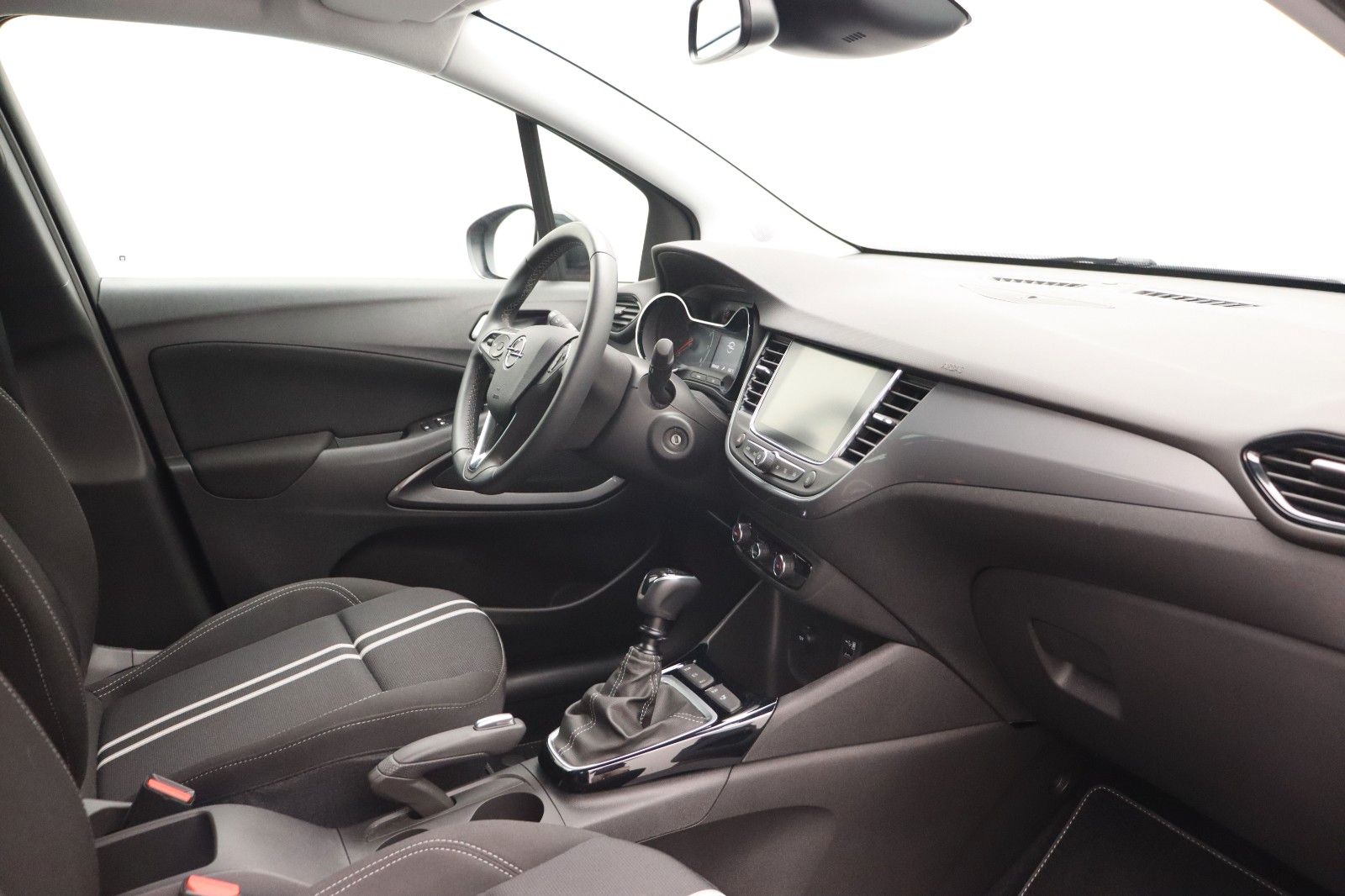 Fahrzeugabbildung Opel Crossland 1.2 Elegance NAVI LED KAMERA