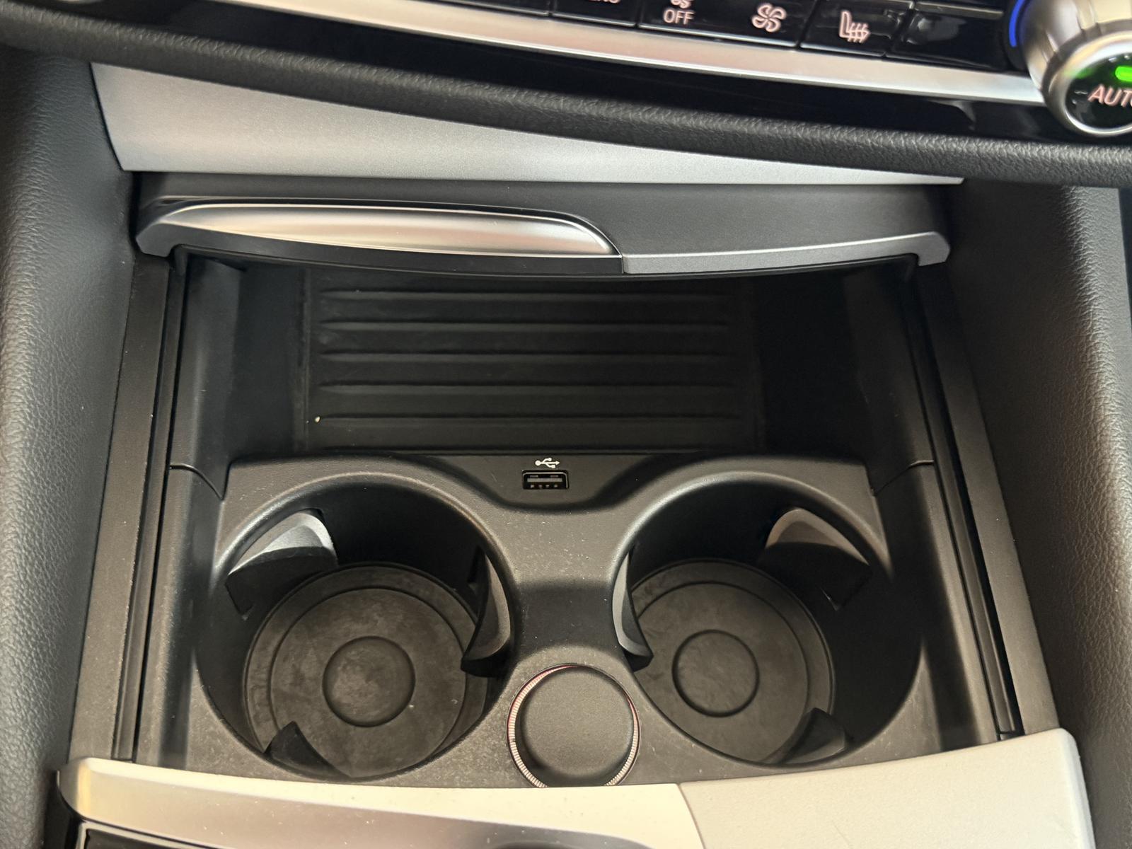 BMW 530 e xDrive Individual LED Live-Cockpit Kamera 