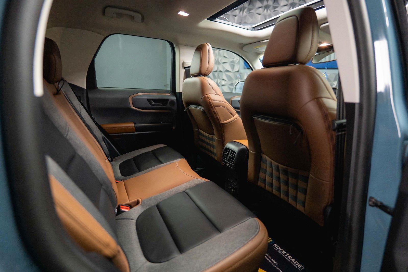 Fahrzeugabbildung Ford Bronco Sport 4x4 Outer Banks *LED*CarPlay*Pano*