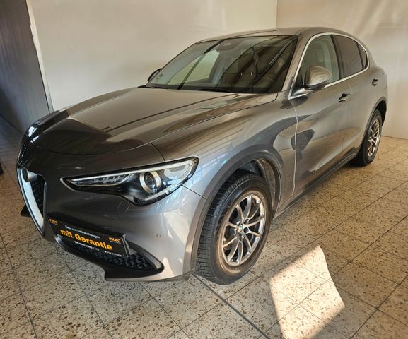 Alfa Romeo Stelvio FIRST EDITION Q4 NAVI KLIMA TOP GEPFLEGT