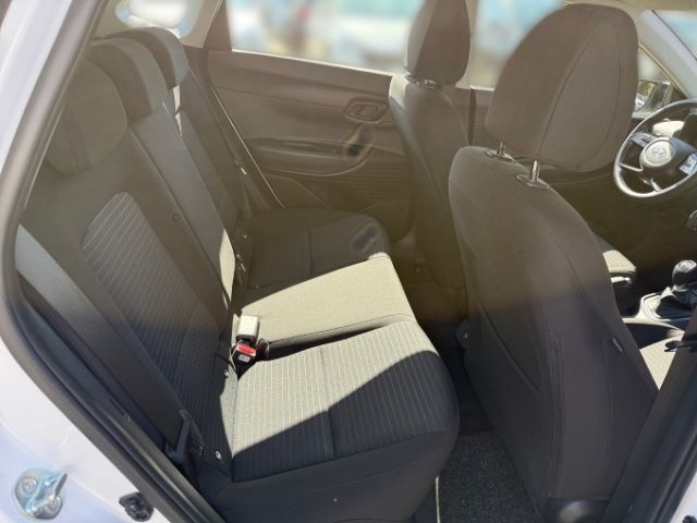 Fahrzeugabbildung Hyundai i20 Essential Komfort 1.0 T-GDI +CARPLAY+TEMPOMA