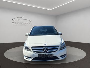 Mercedes B 220 - 8