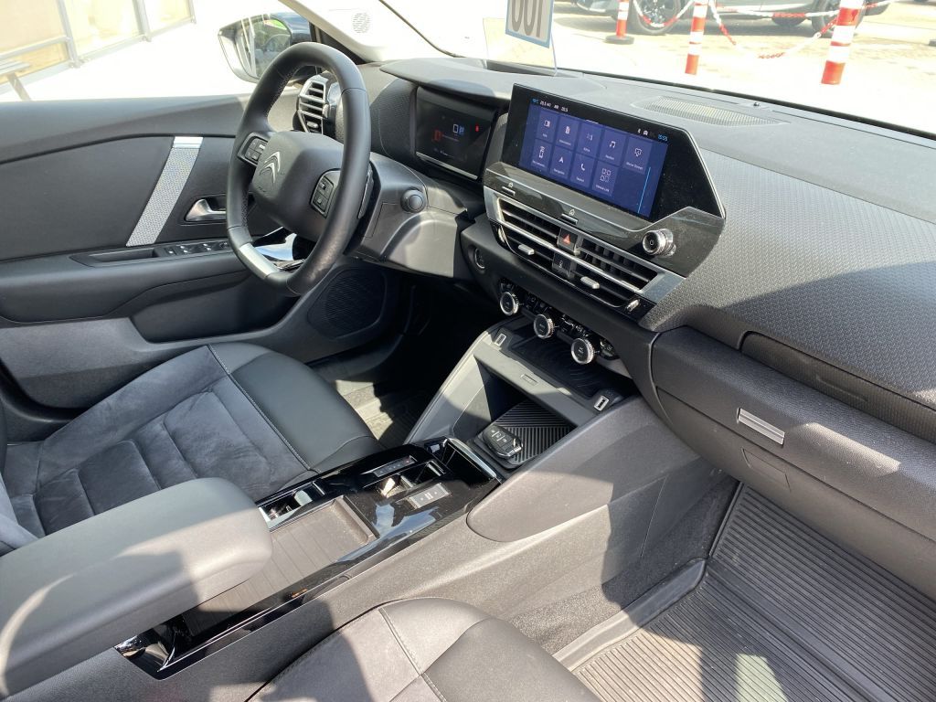 Fahrzeugabbildung Citroën C4 PT 130 S&S *Automatik* MAX *beh. Lenkr*AZV*