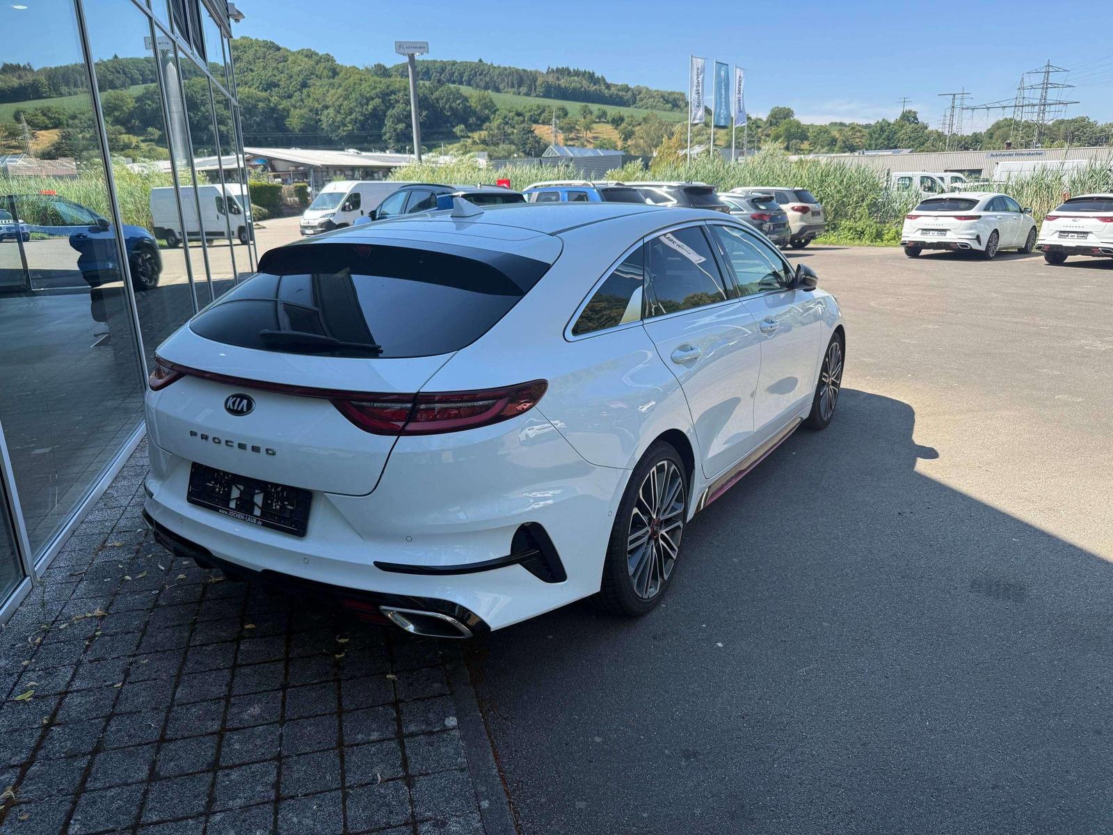 Kia ProCeed / pro cee d GT