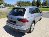 Volkswagen Tiguan Allspace 1.5 TSI Life Aut. Navi+Led+Ahk - VW Tiguan Allspace von 2025