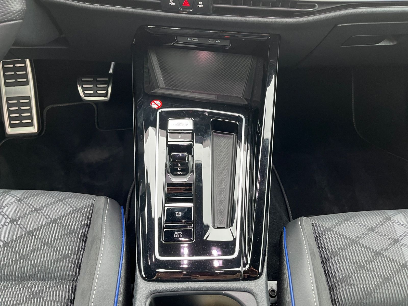 Volkswagen Golf - Bild 12