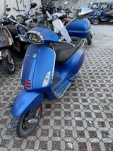 Vespa Sprint 50 TOPCASE gelegenheit mit Beule - VESPA TOPCASE