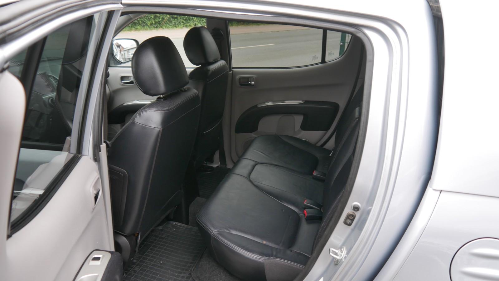 Mitsubishi L200 4x4 2.5 DI-D Doppelkabine