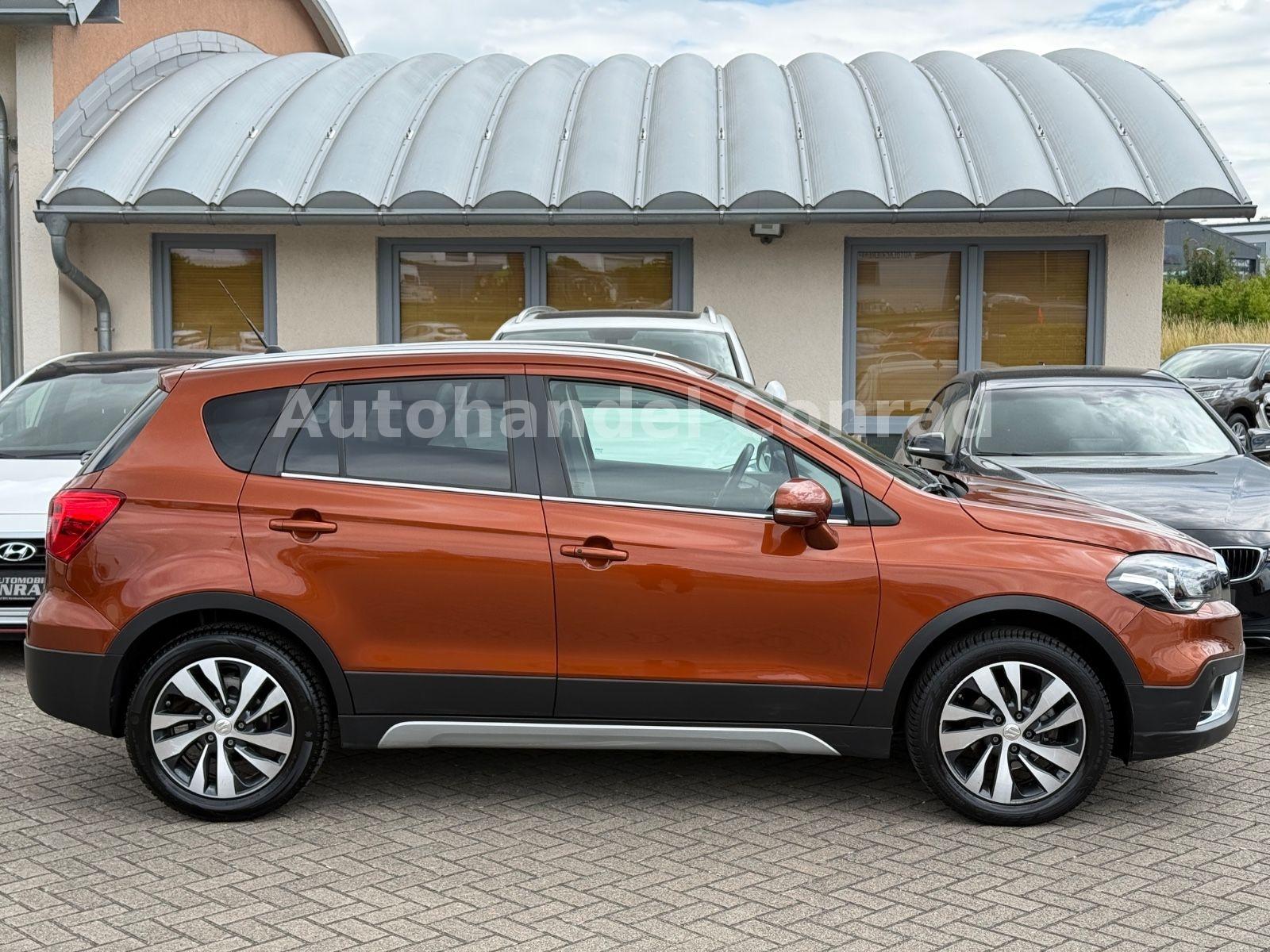 Suzuki (SX4) S-Cross 1.4 BoosterJet*4WD*LEDER*AHK*LED